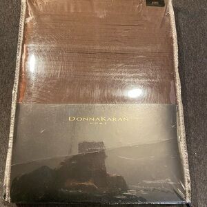 Donna Karan bedskirt